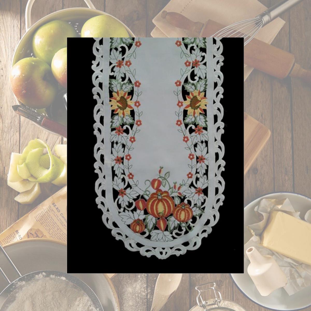 Picture of Sinobrite H7855-P Pumpkin Round Doily- 24 in.