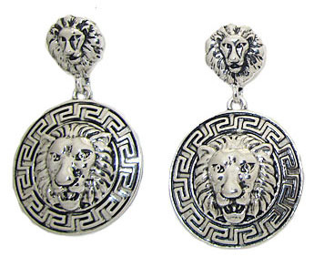 Rhodium Plate Earring With The Famous Lion