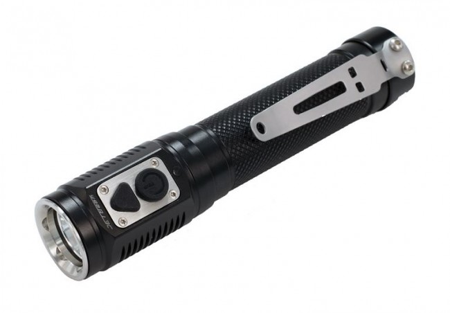 -ssc20-g2 Dual Switch Everyday Carry Flashlight With Cree G2 Led, Silver - 580 Lumens