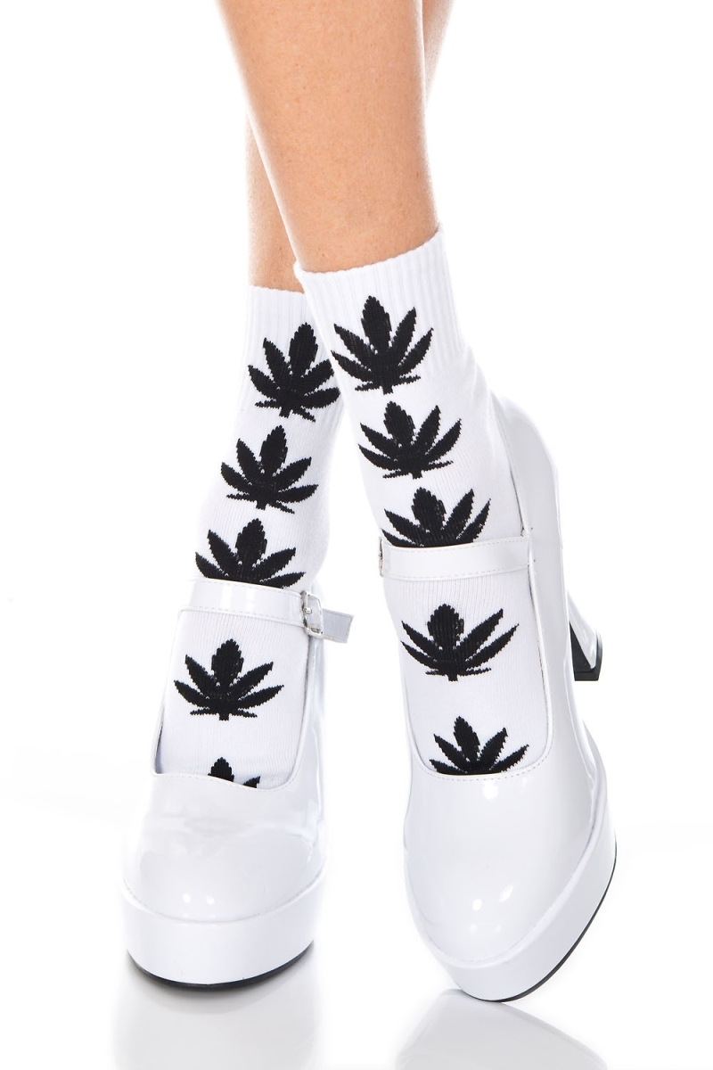 537-white-black Leaf Print Socks, White & Black