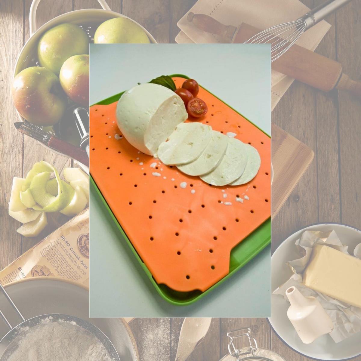 Picture of Simpleware ORE202 Flow Juice Catching Cutting Board Slim Non Slip- Orange-Green
