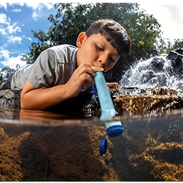 D0102XUIT37 Personal Water Filter for Hiking, RV Camping, Travel & Emergency Preparedness