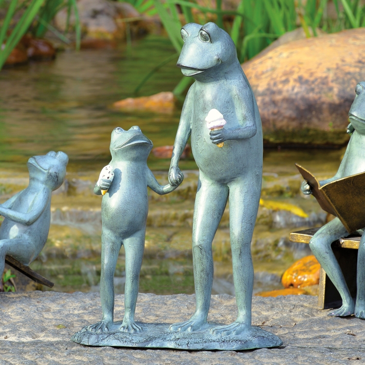 34565 Summertime Treat Garden Sculpture, Frog Parent & Child