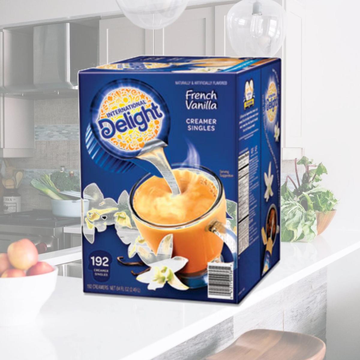 Picture of International Delight ITD100708 French Vanilla Creamer Singles, 192 Per Count