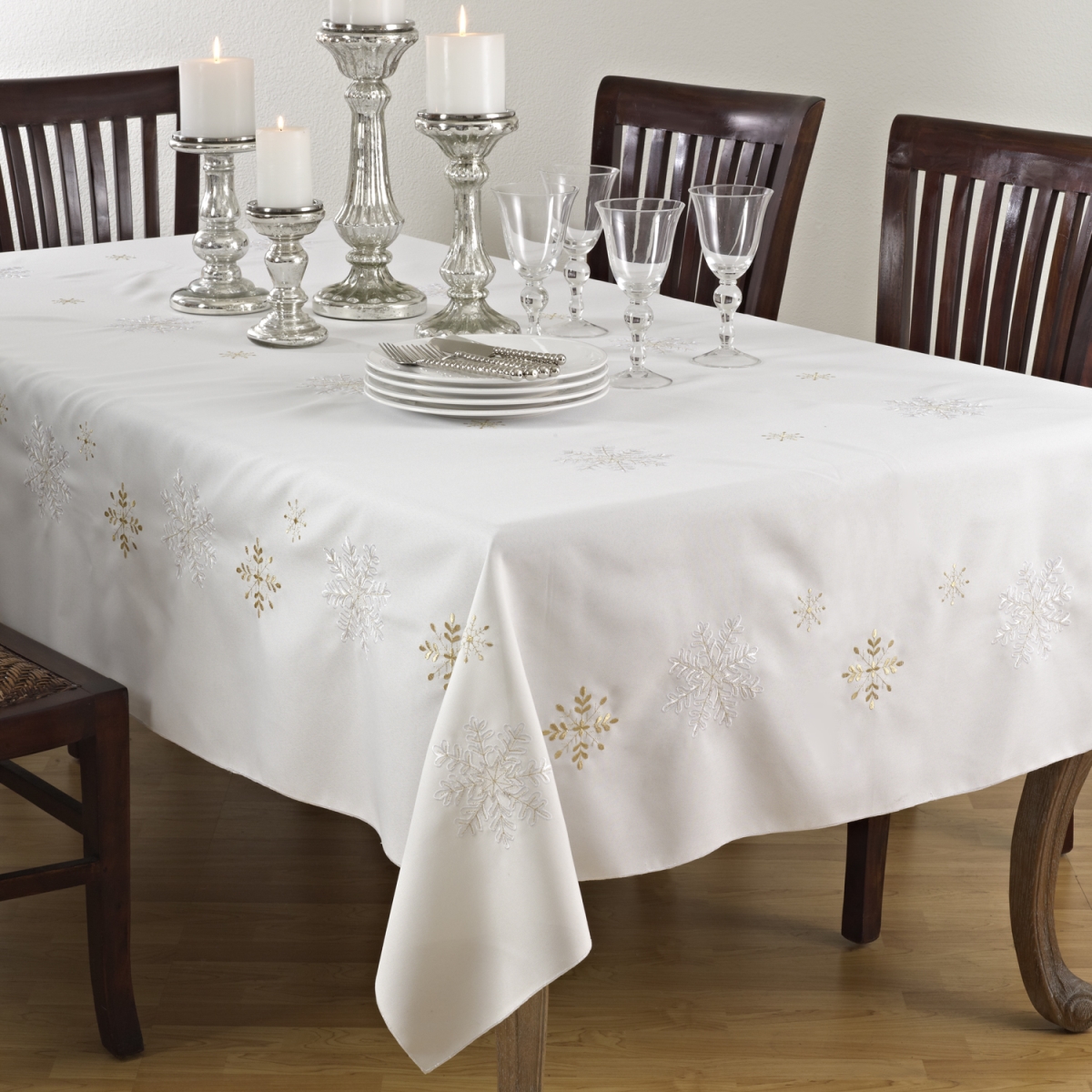 116.i70120b 70 X 120 In. Rectangular Snowflake Design Table Linens - Ivory