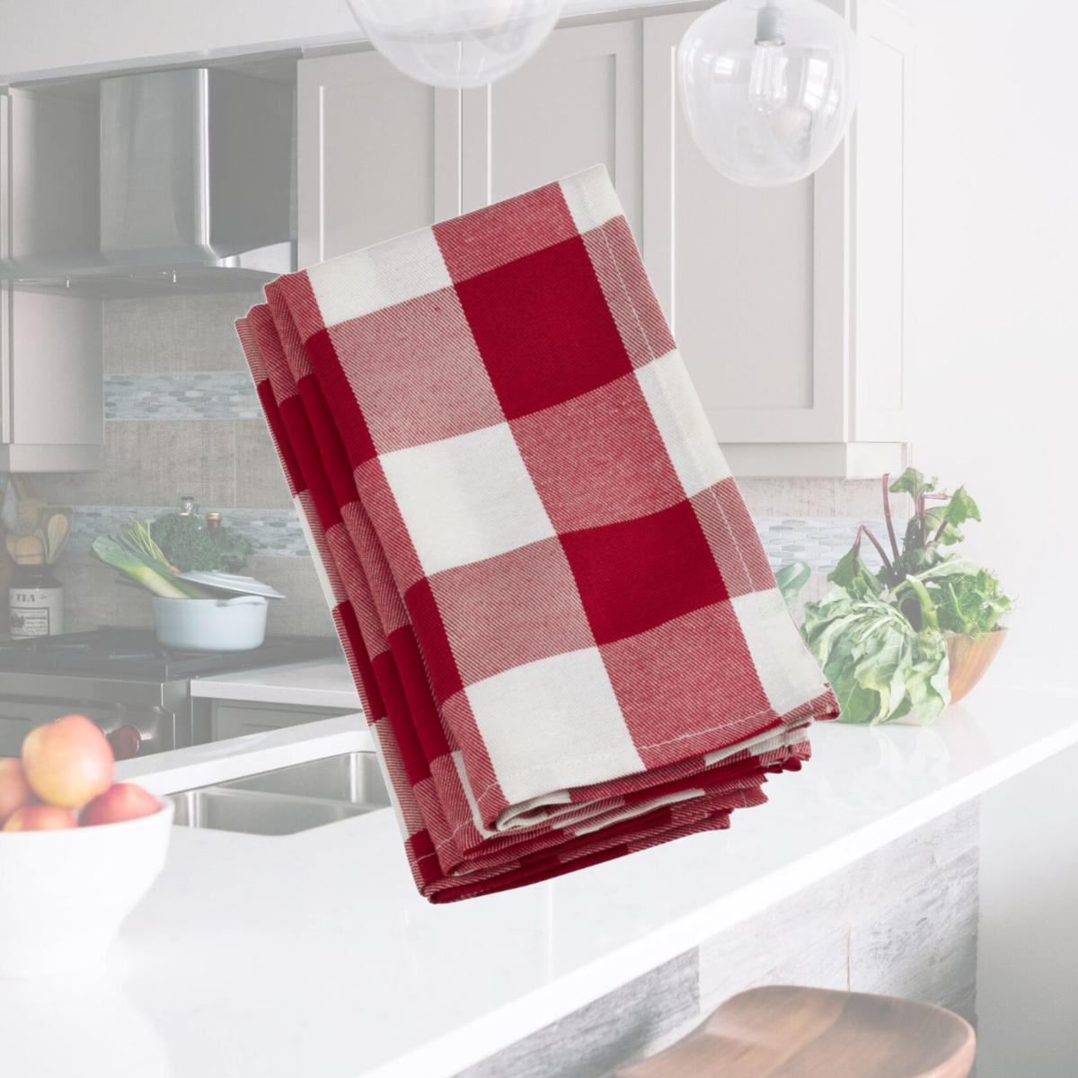 Picture of SARO 5026.RW20S 20 in. Square Buffalo Plaid Check Pattern Design Cotton Napkins - Red &amp; White  Set of 4