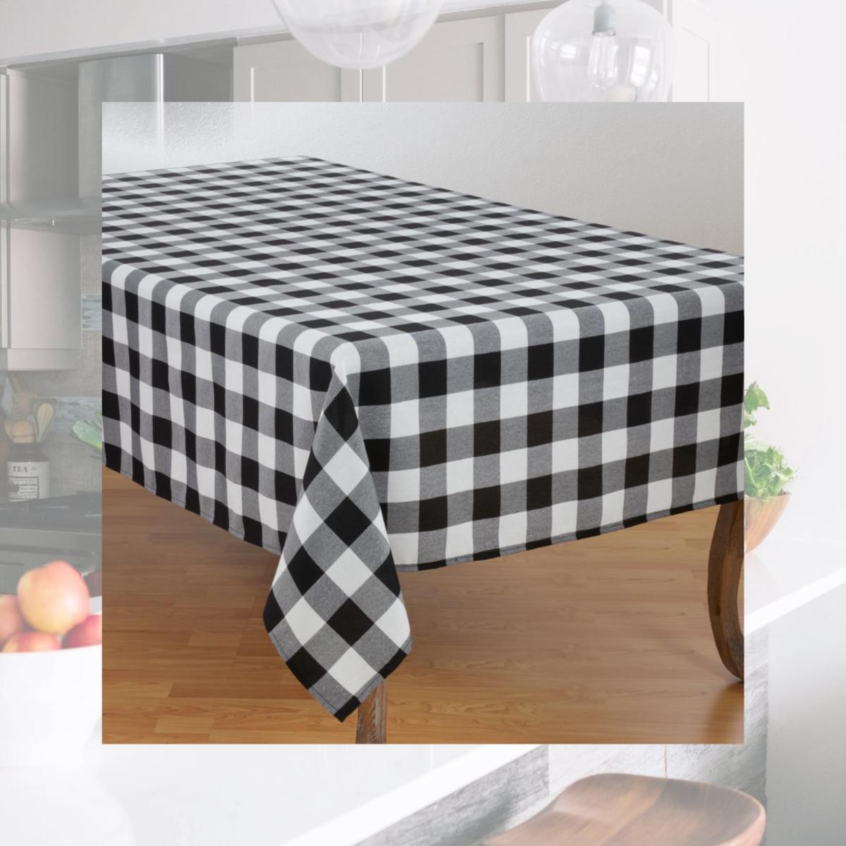 Picture of SARO 5026.BK70104B 70 x 104 in. Rectangle Buffalo Plaid Design Cotton Blend Tablecloth - Black 