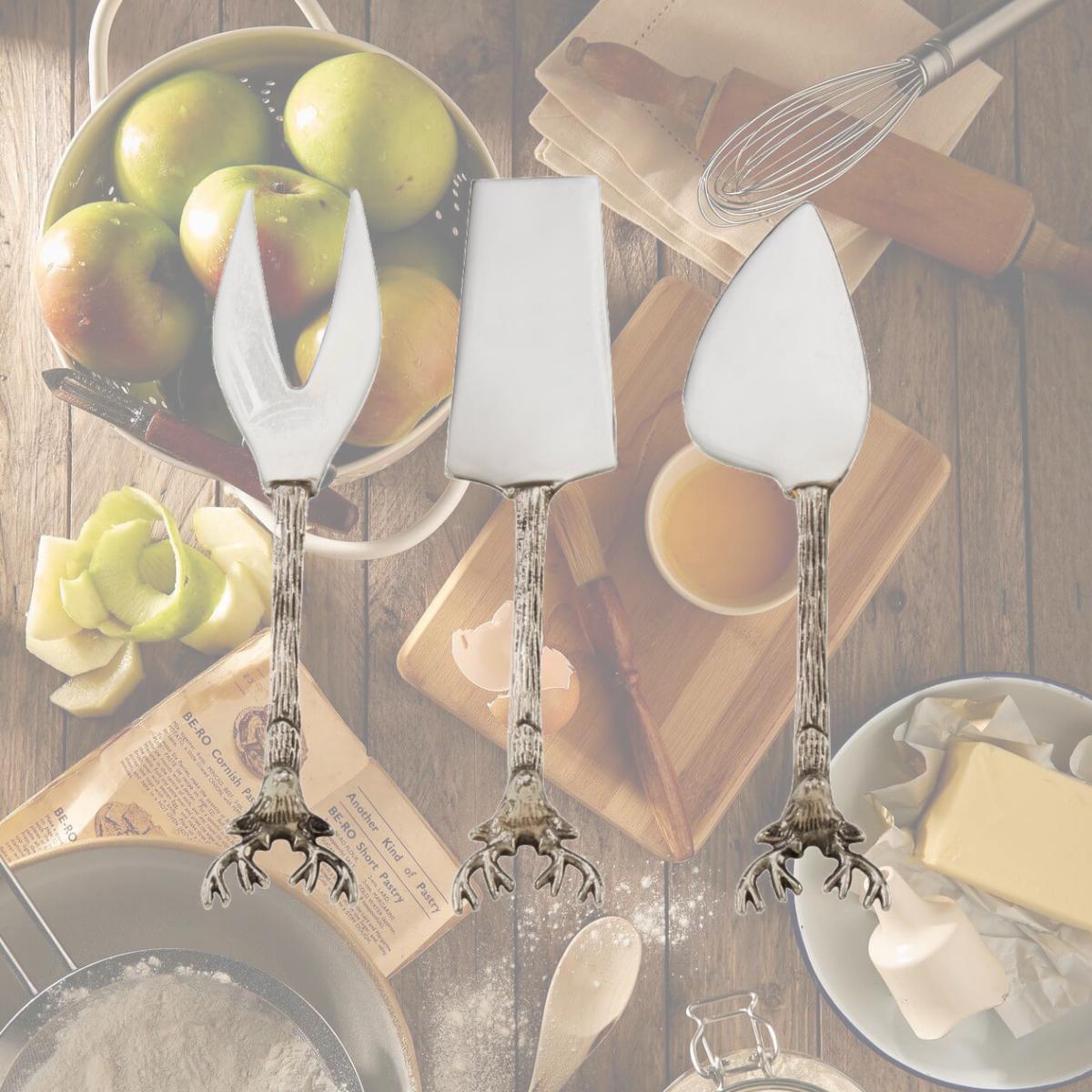 Picture of Saro Lifestyle SP777.S Reindeer Cheese Cutlery - Set of 3