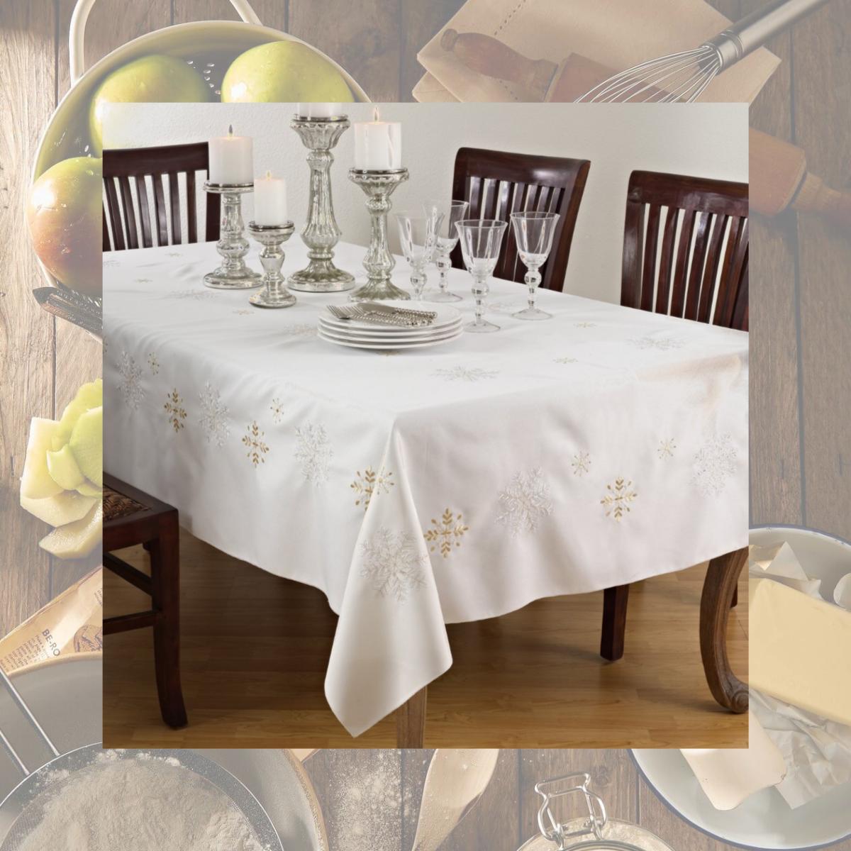 Picture of Saro Lifestyle 116.I7090B 70 x 90 in. Snowflake Design Tablecloth, Ivory