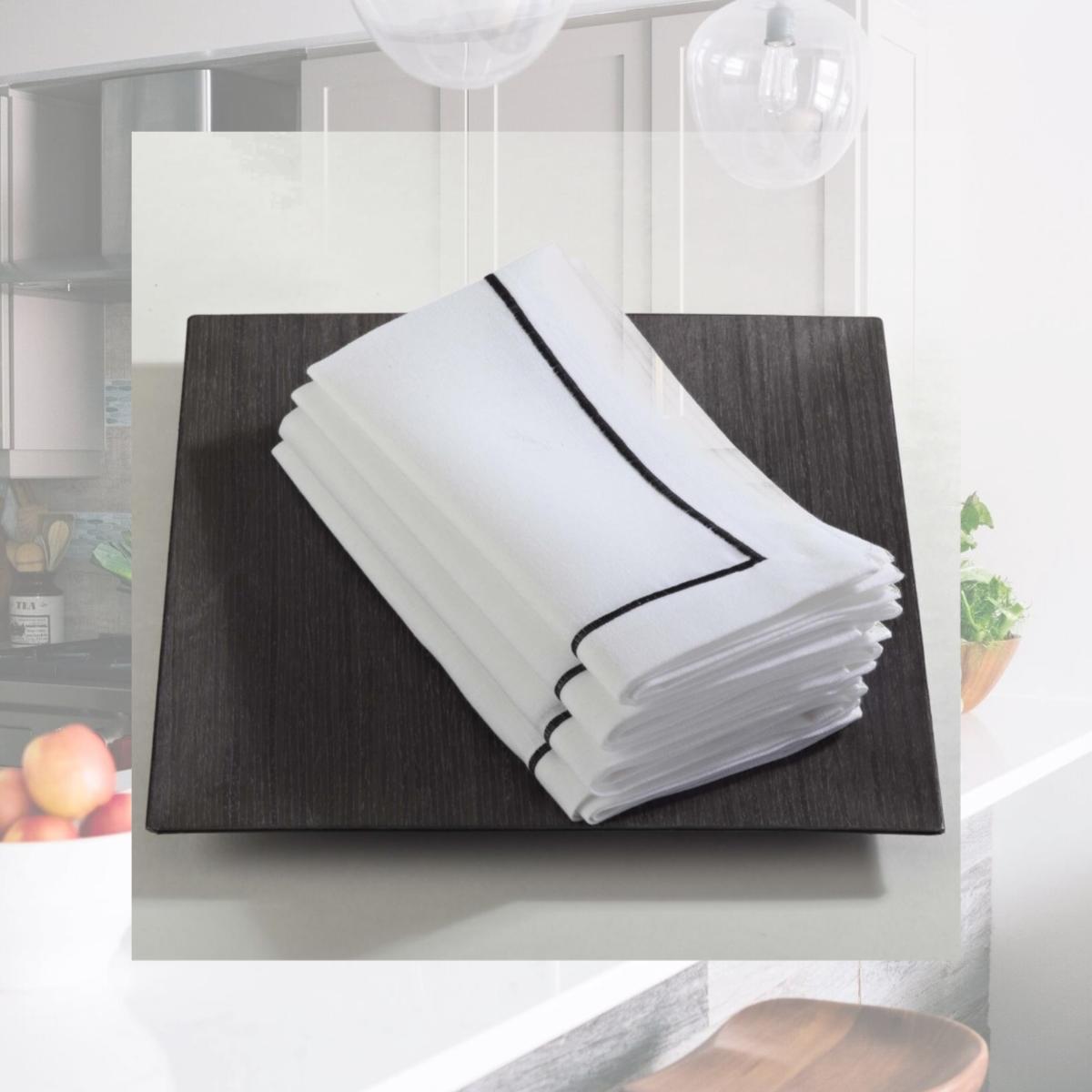 Picture of SARO 810.BK20S 20 in. Classic Line Square Embroidered Line Design Napkin - Black  Set of 4