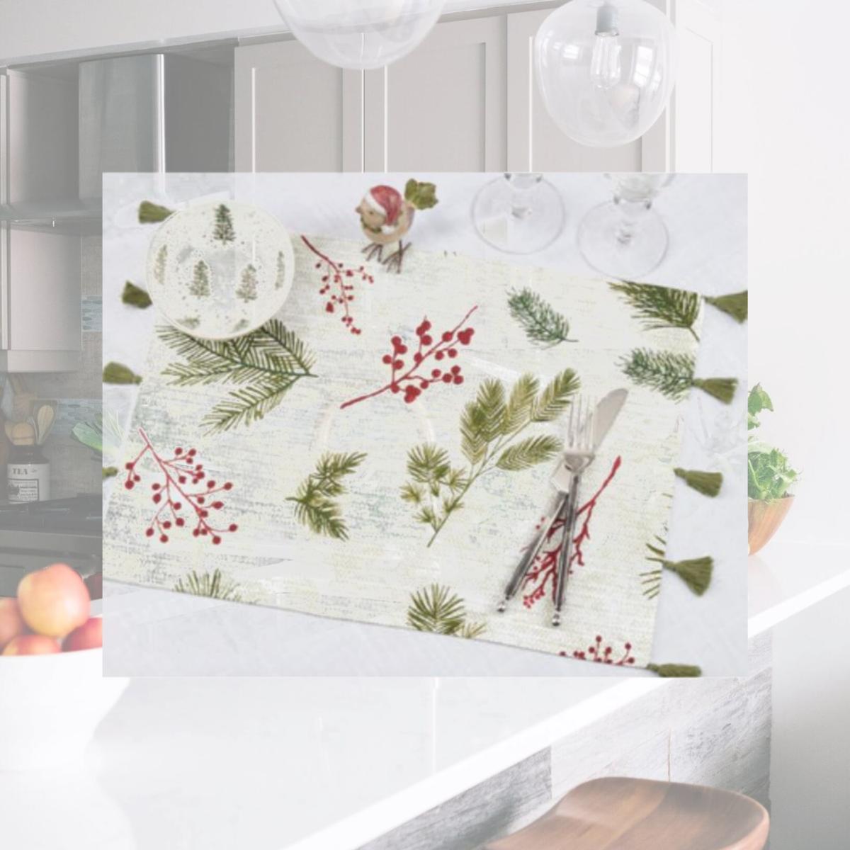 Picture of Saro Lifestyle 101.RG1419B 14 x 19 in. Pine needle & Red Berry Placemats, Red & Green - Set of 4