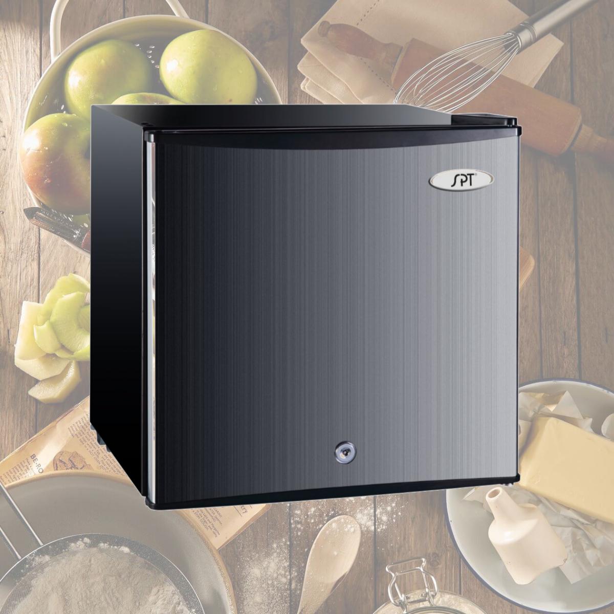 Picture of SPT UF-114SSA 1.1 cu. ft. Upright Freezer with Energy Star