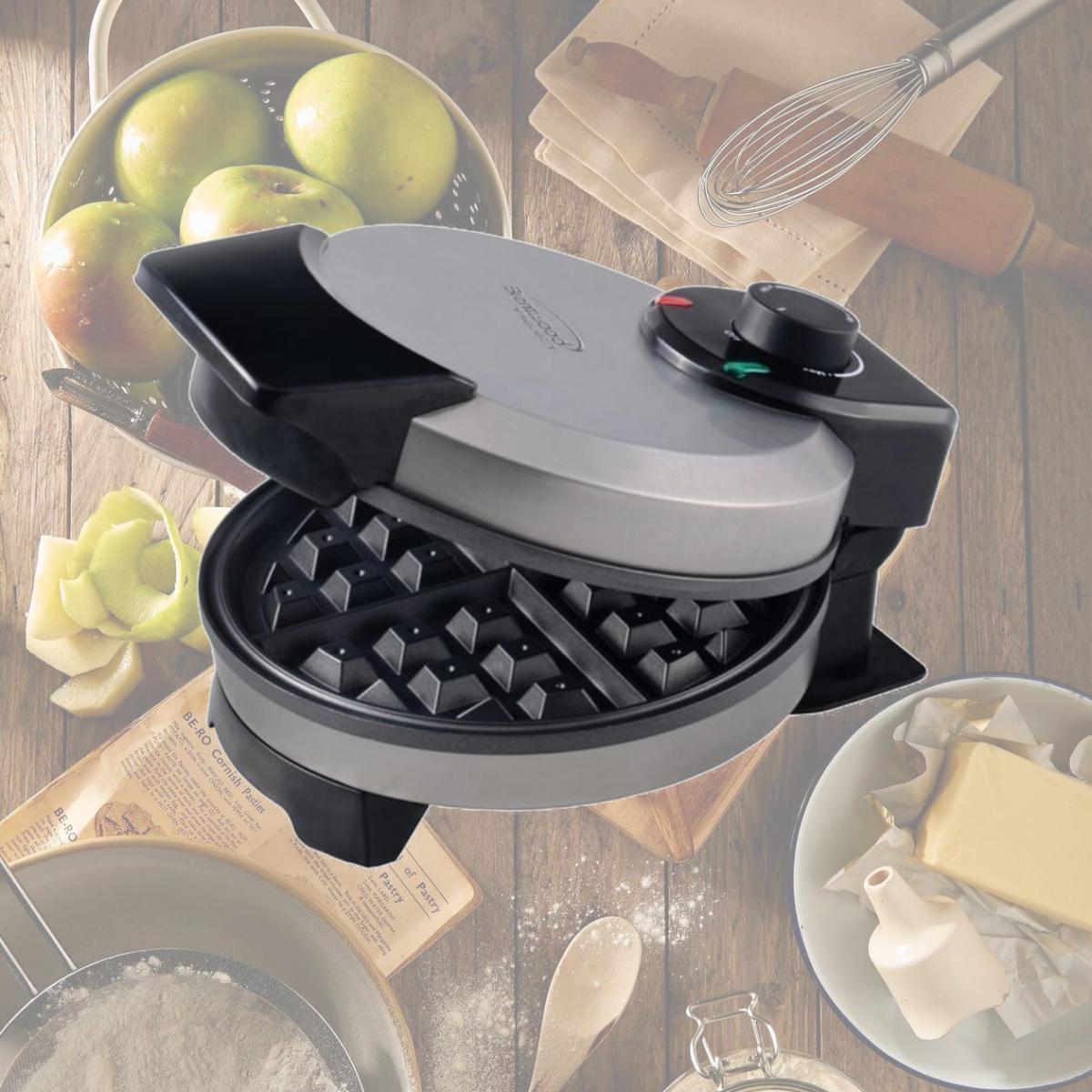Picture of Brentwood Appliances RA50066 7 in. Nonstick Belgian Waffle Maker