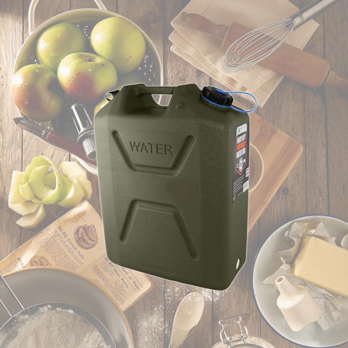Picture of Wavian 3214 5 gal Water Can - Green