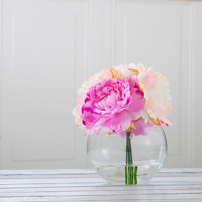 50-135 Peony Floral Arrangement With Glass Vase - Pink