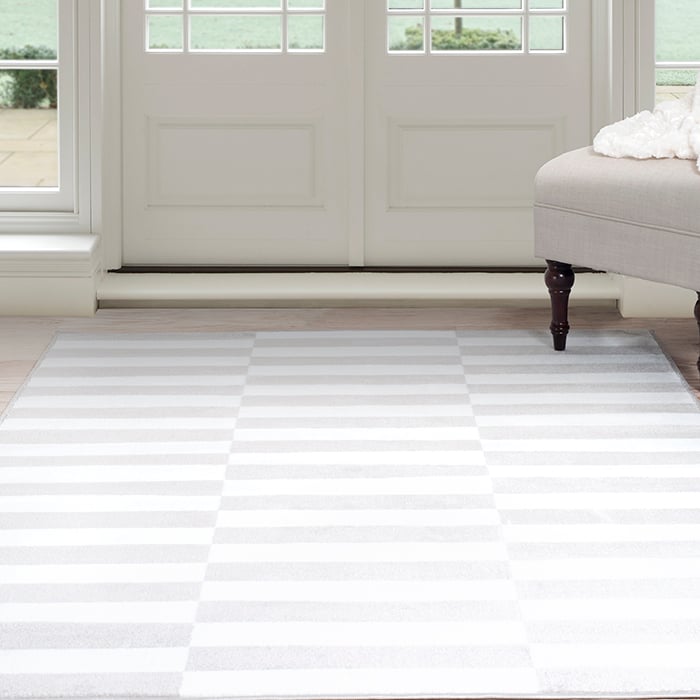 Lavish Home 62-2020a 5 Ft. X 7 Ft. 7 In. Checkered Stripes Area Rug