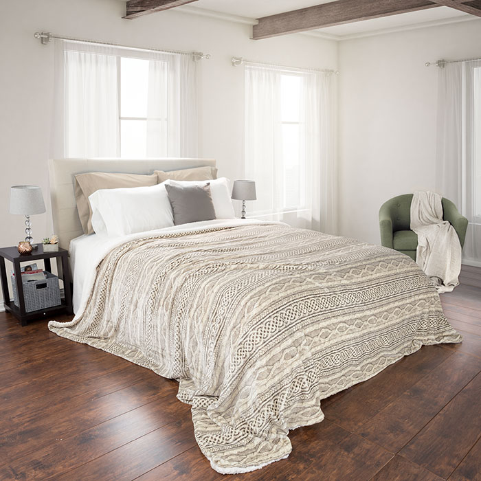 Lavish Home 61-3-k-bs Flannel & Sherpa Blanket, King Size - Grey & Beige