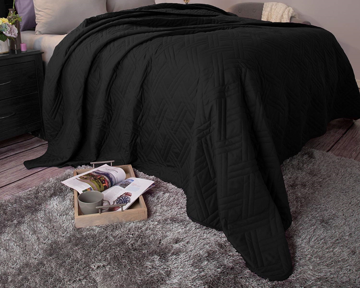 66a-04172 Solid Color Bed Quilt - Full & Queen Size - Black