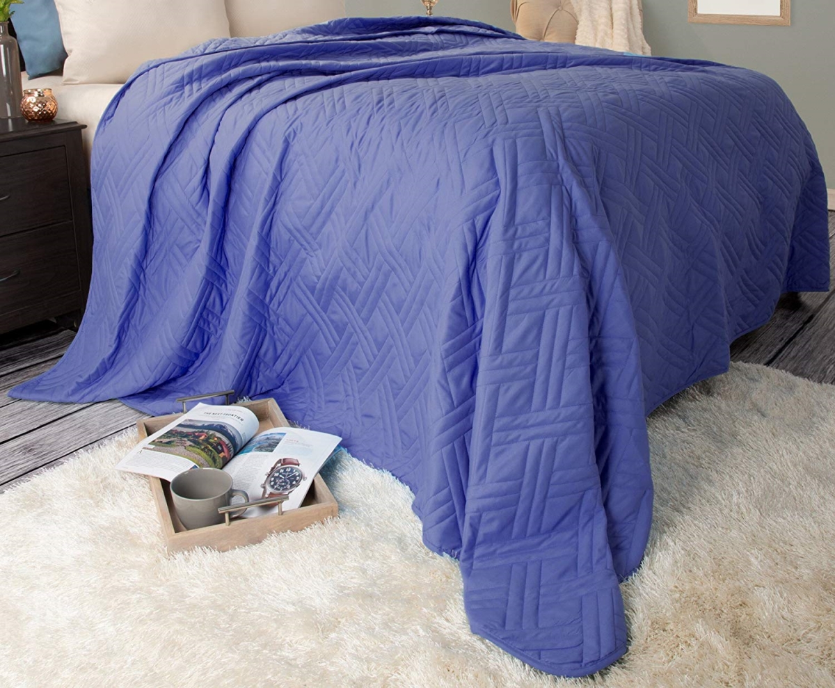 66a-04196 Solid Color Bed Quilt - Full & Queen Size - Navy