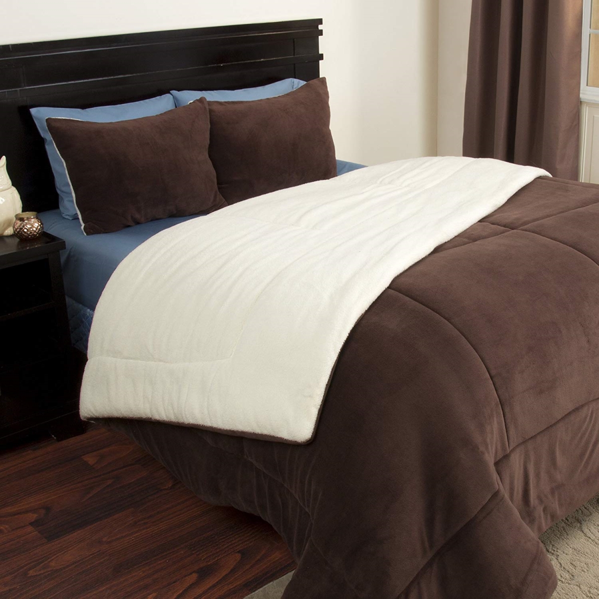 66a-27384 3 Piece Sherpa & Fleece Comforter Set, Full & Queen Size - Chocolate