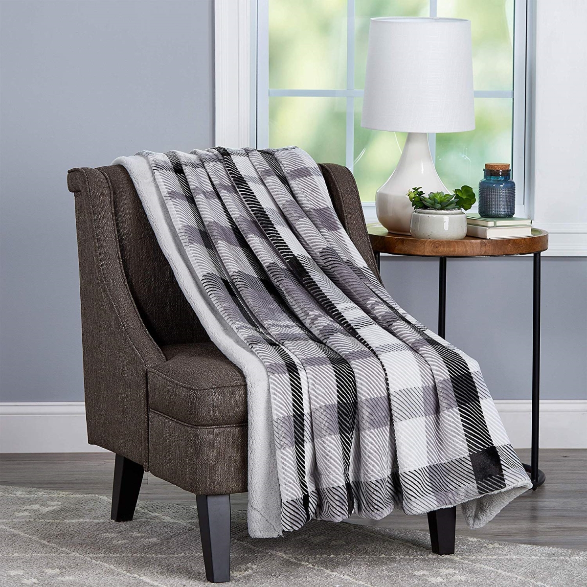 66a-34991 Soft Hypoallergenic Plaid Printed Flannel Blanket With Solid Faux Fur Rabbit Back Throw Luxurious, 60 X 70 In. - Grey