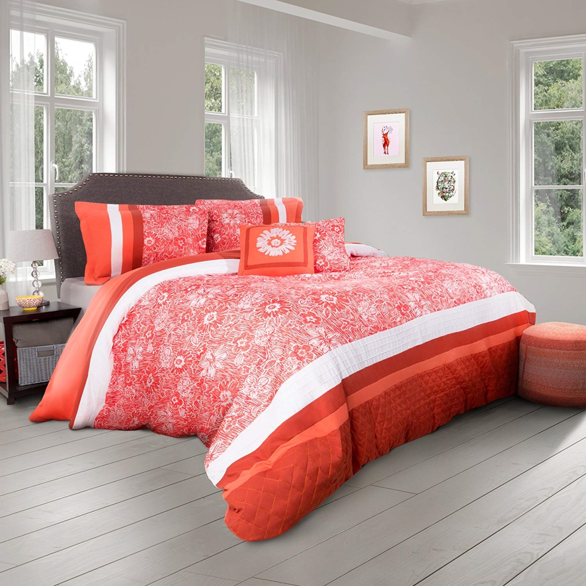 66A-92627 5 Piece Bedding with 2 Decorative Pillows Comforter Set, Queen Size - Red