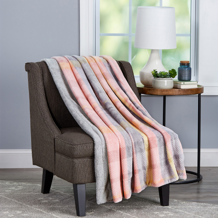 66-throw023 Oversized Plush Woven Polyester Sherpa Fleece Plaid Blanket - Modern Blush