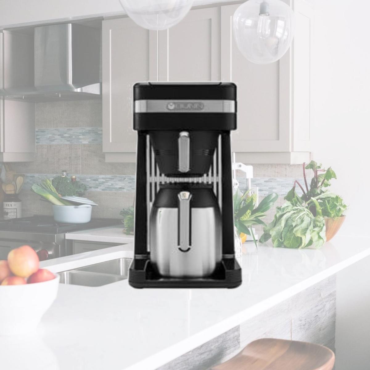 Picture of Bunn-O-Matic 255176 10 Cup Bunn Speed Brew Platinum Thermal Coffee Maker
