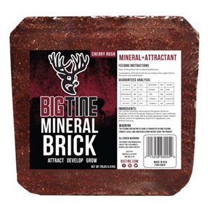 256757 20 Lbs Bt90 Big Tine Cherry Rush Mineral Brick