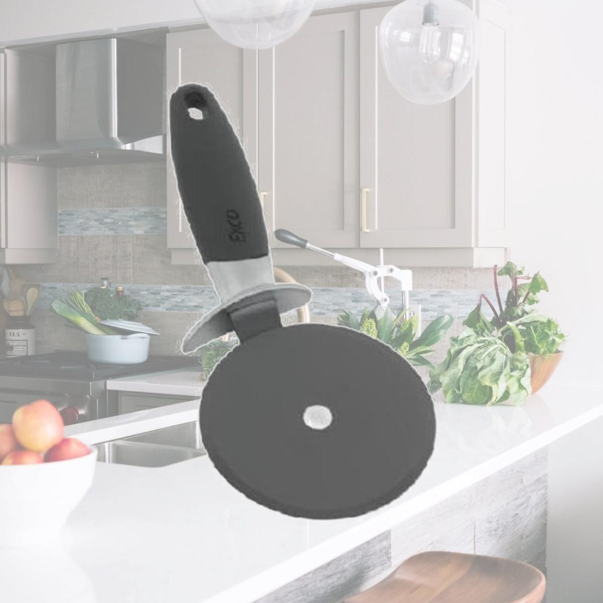 Picture of Bradshaw International 262603 Non-Stick Jumbo Pizza Cutter