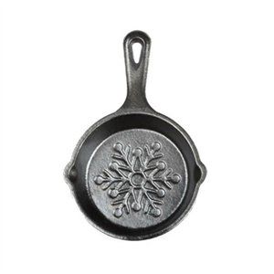 255523 3.5 In. Mini Cast Iron Skillet With Snowflake Imprint - Pack Of 12
