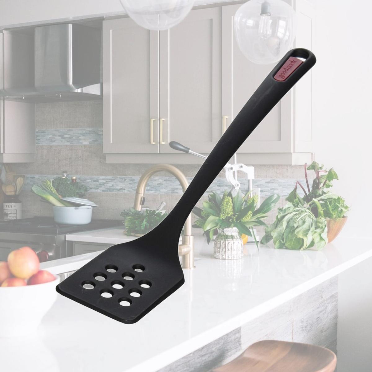 Picture of Bradshaw International 262607 Epicure Nylon Turner, Black