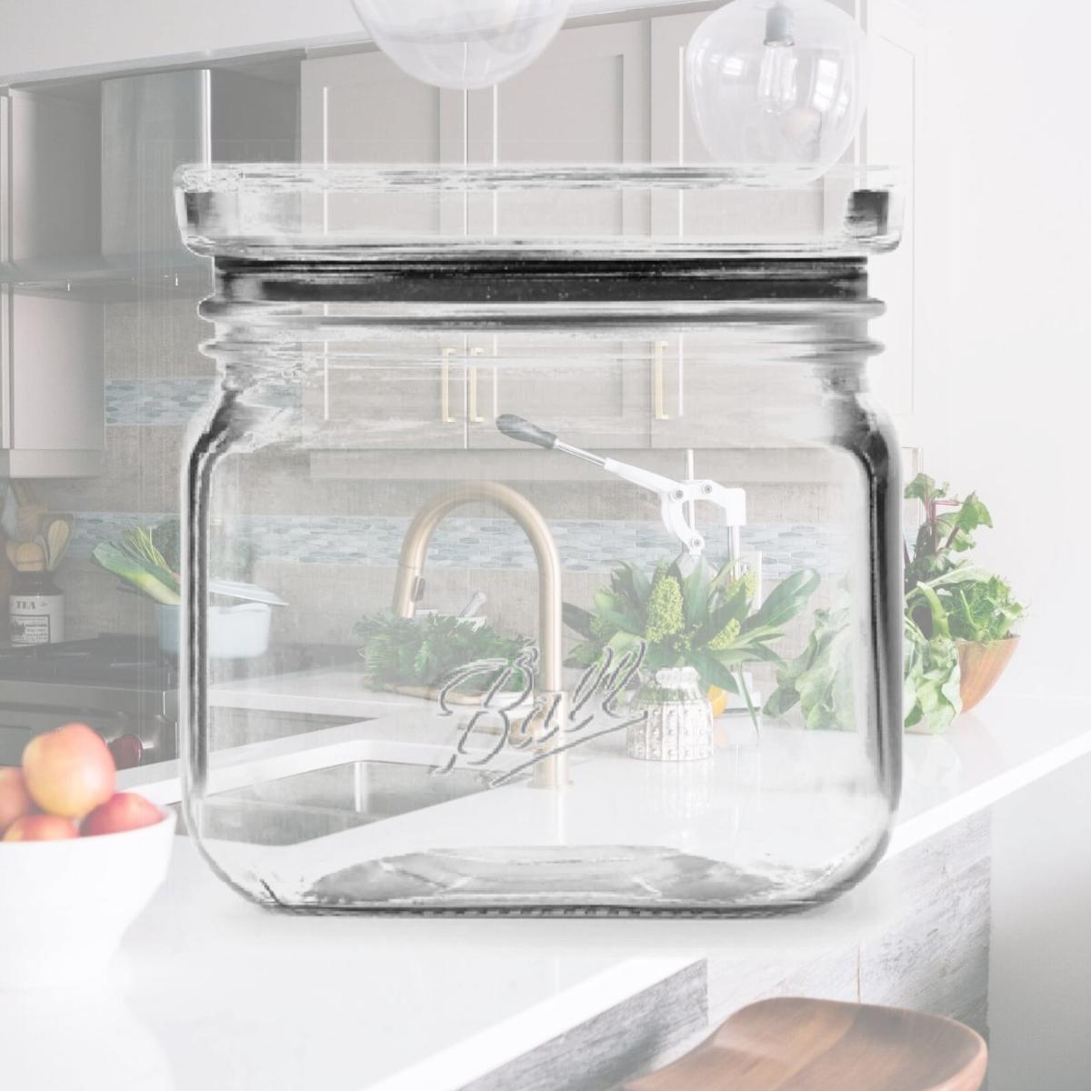 Picture of Rubbermaid & Jarden 106497 Ball 4 Cup Stacking Jar
