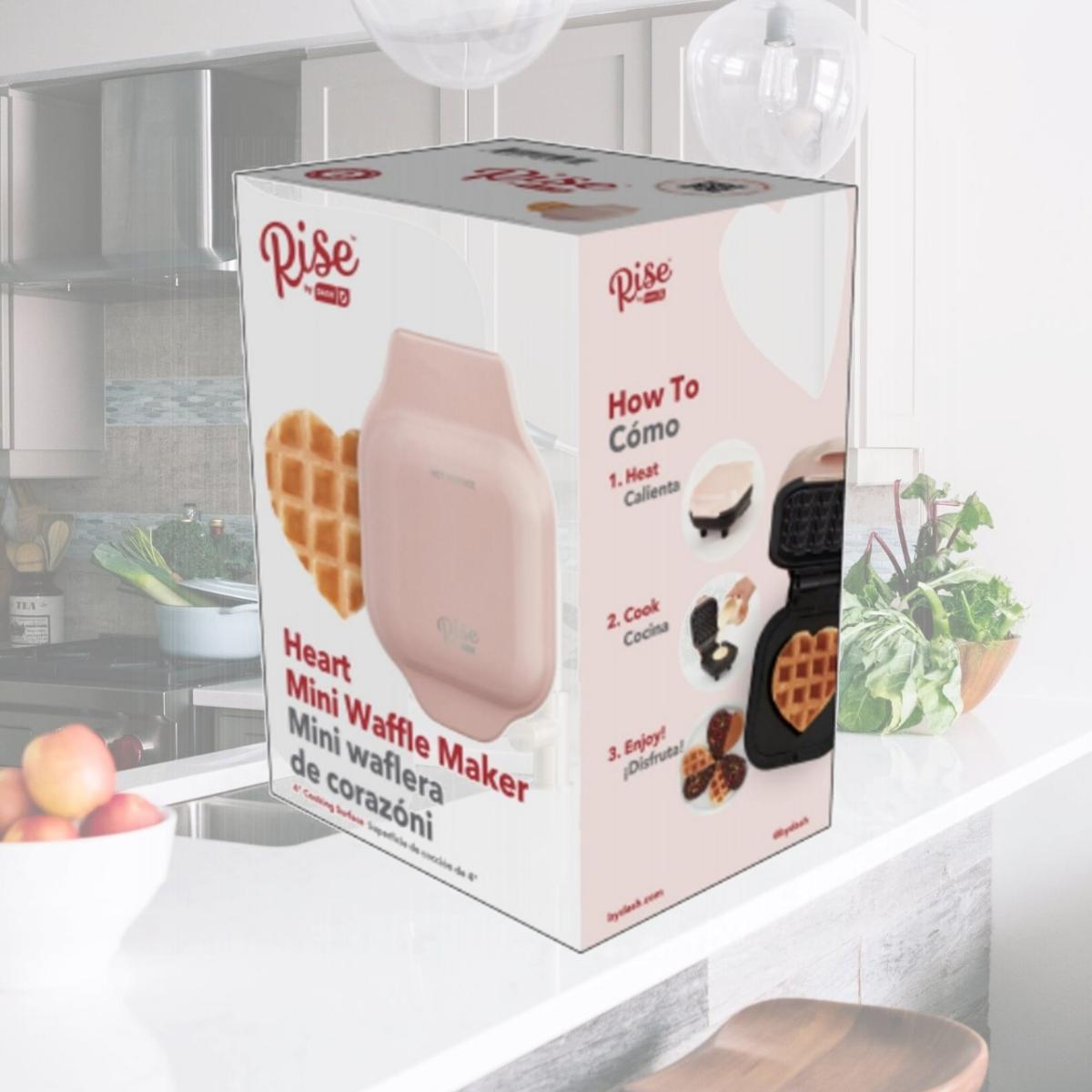 Picture of Storebound 112119 Heart Mini Waffle Maker