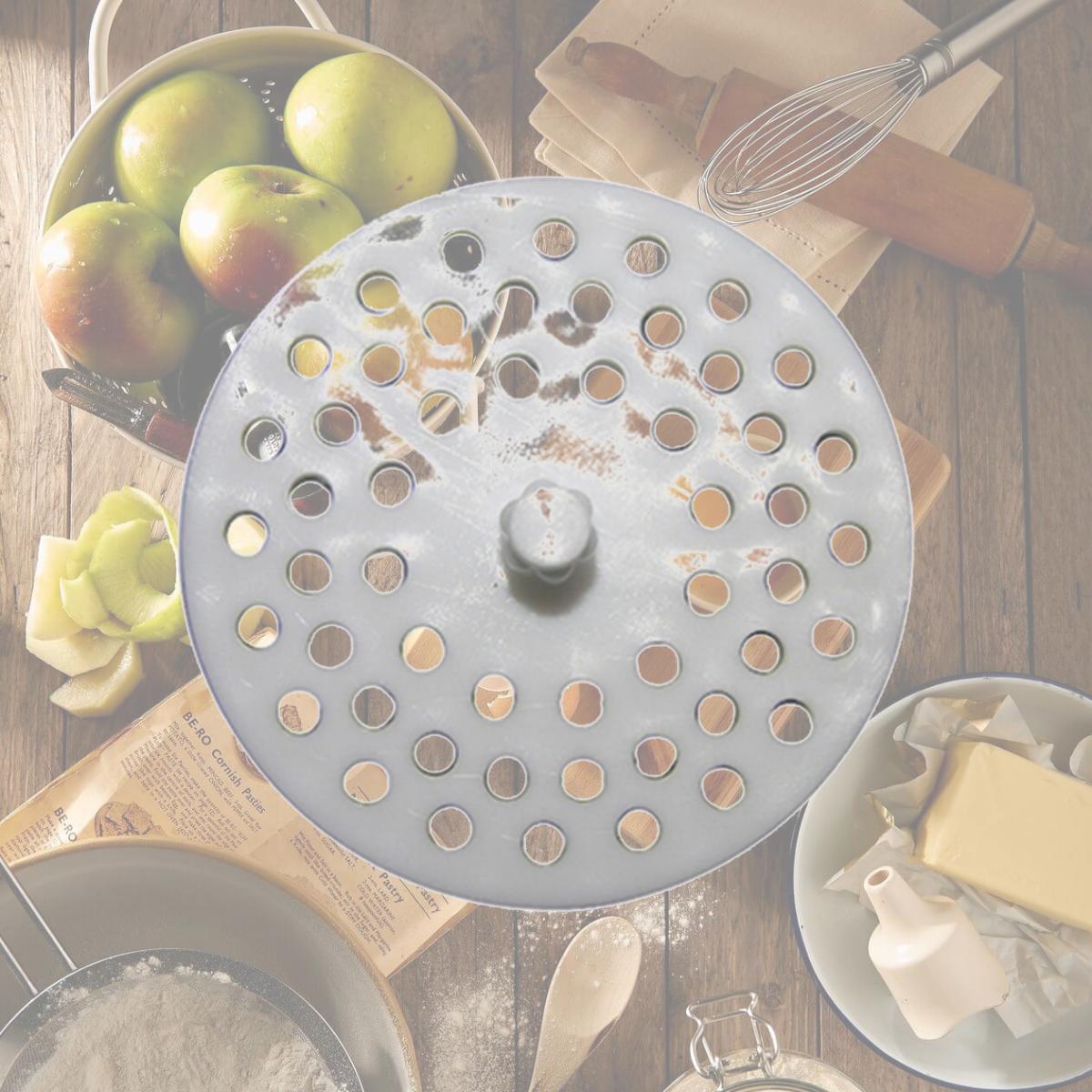 Picture of Larsen Supply 02-4021 Plastic Disposal Sink Strainer - White