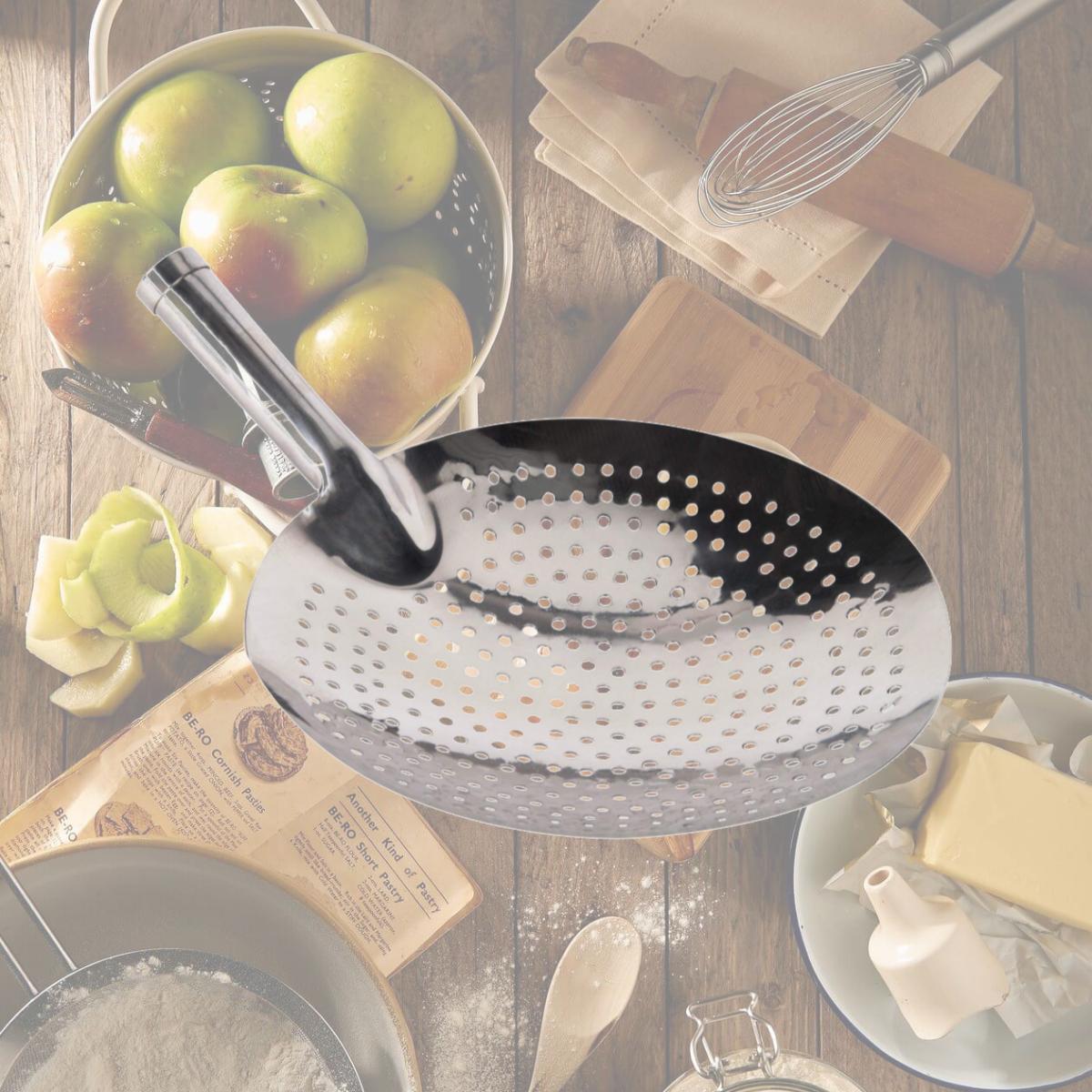 Picture of Town Food Service 32911 15.5 in. Stainless Steel Mandarin Strainer