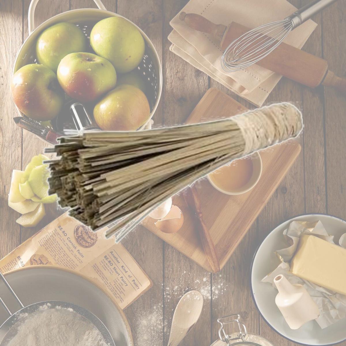 Picture of Town Food Service 53180 11 in. Asian Wok Brush