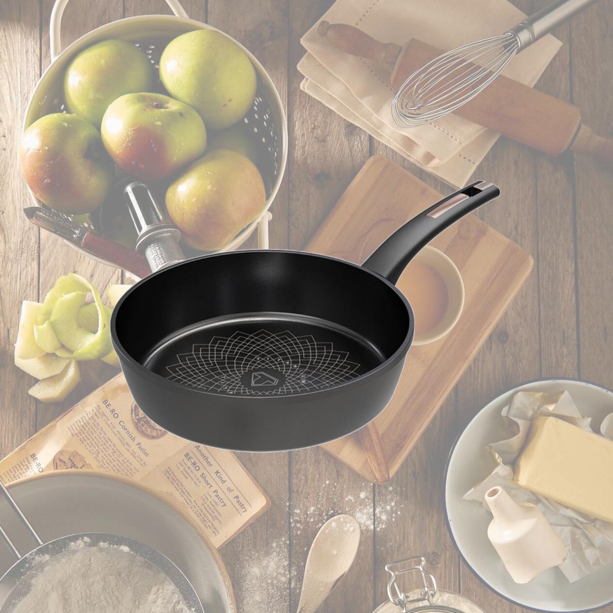 Picture of Tayama TDP-30B 11.8 in. Ultra Titanium Nonstick Deep Frying Pan