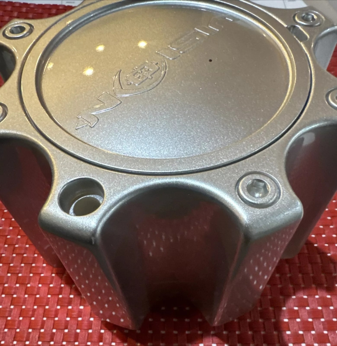 C375WPS-8DOC 8 Lug Deep Open & Closed Center Cap - Silver