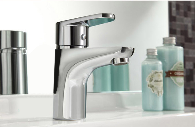 F40157 Bathroom Vessel Faucet, Chrome - 5.9 X 5.7 X 1.9 In.