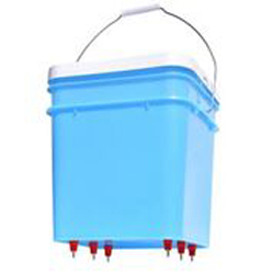 UPC 756381972220 product image for Hydrating Bucket 5 gal Square with Lid | upcitemdb.com