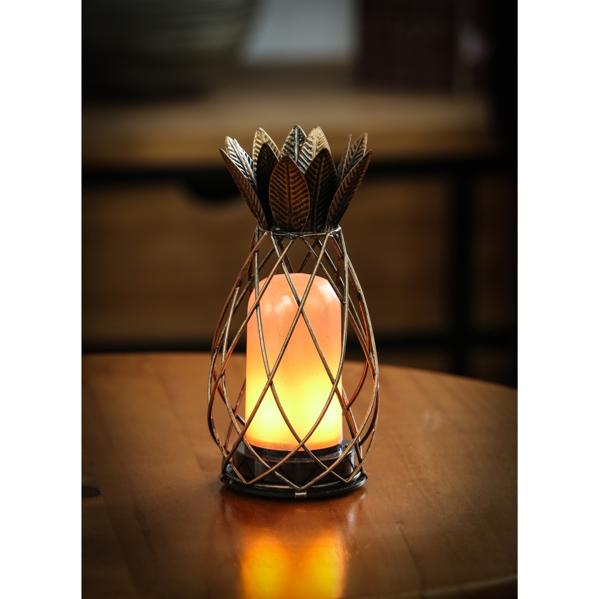 Luxen Home Whdl408 7.9 In. Iron Pineapple Cage Led Lantern