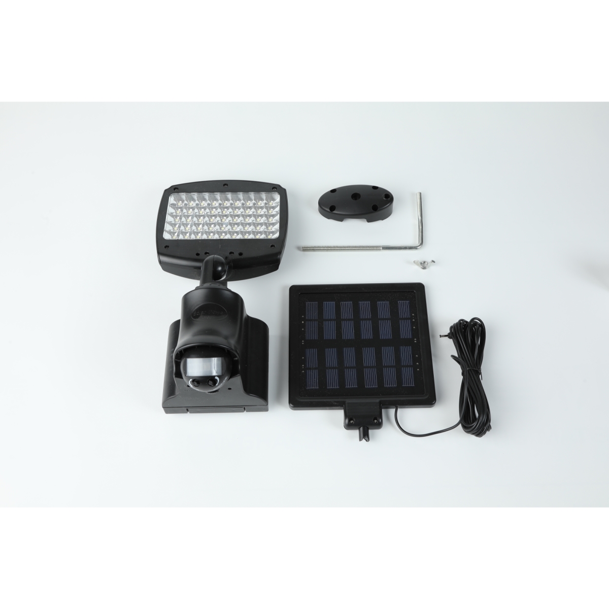 Luxen Home Whsl445 Led Solar Motion Sensor Flood Light