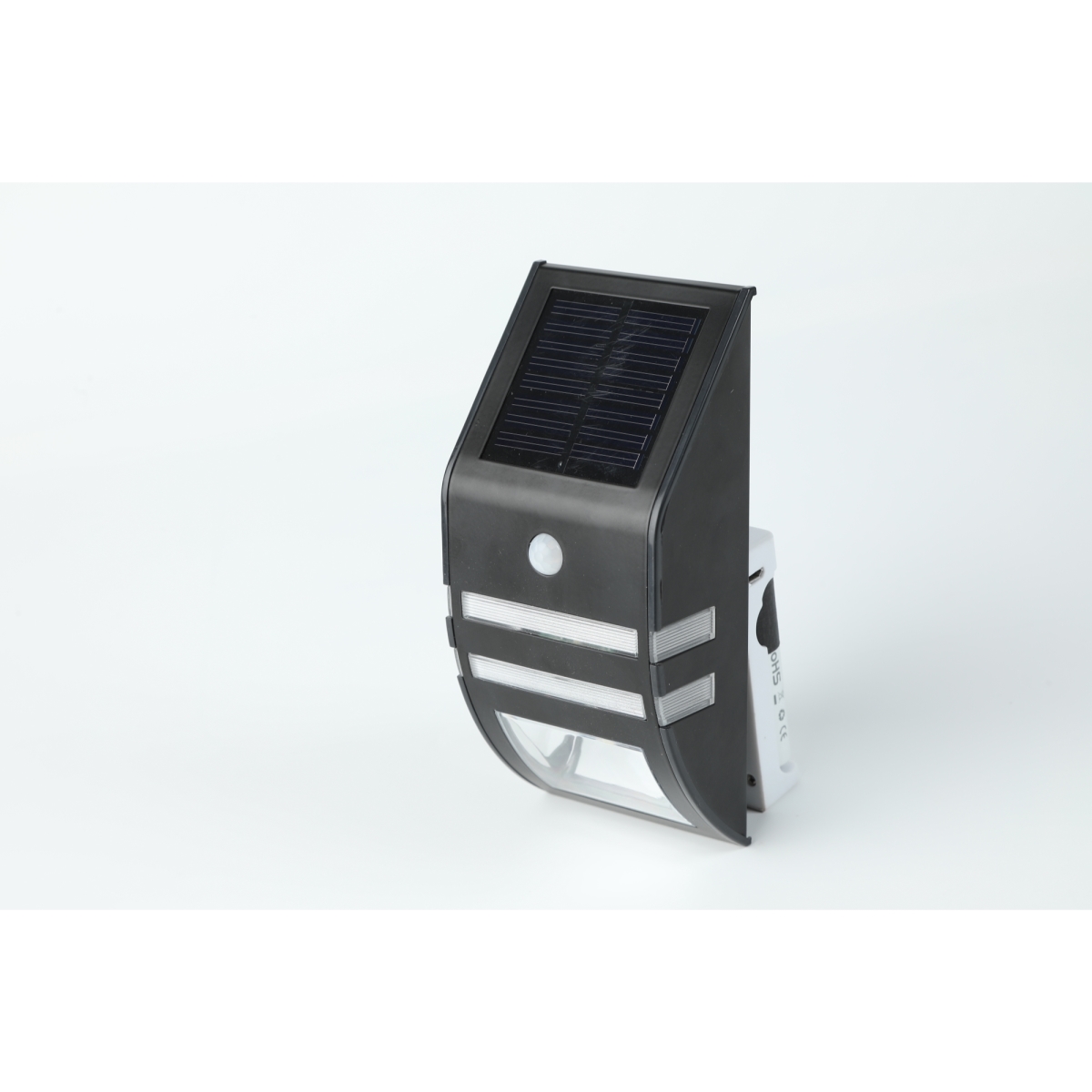 Luxen Home Whsl449 Solar Motion Sensor Wall Or Step Light