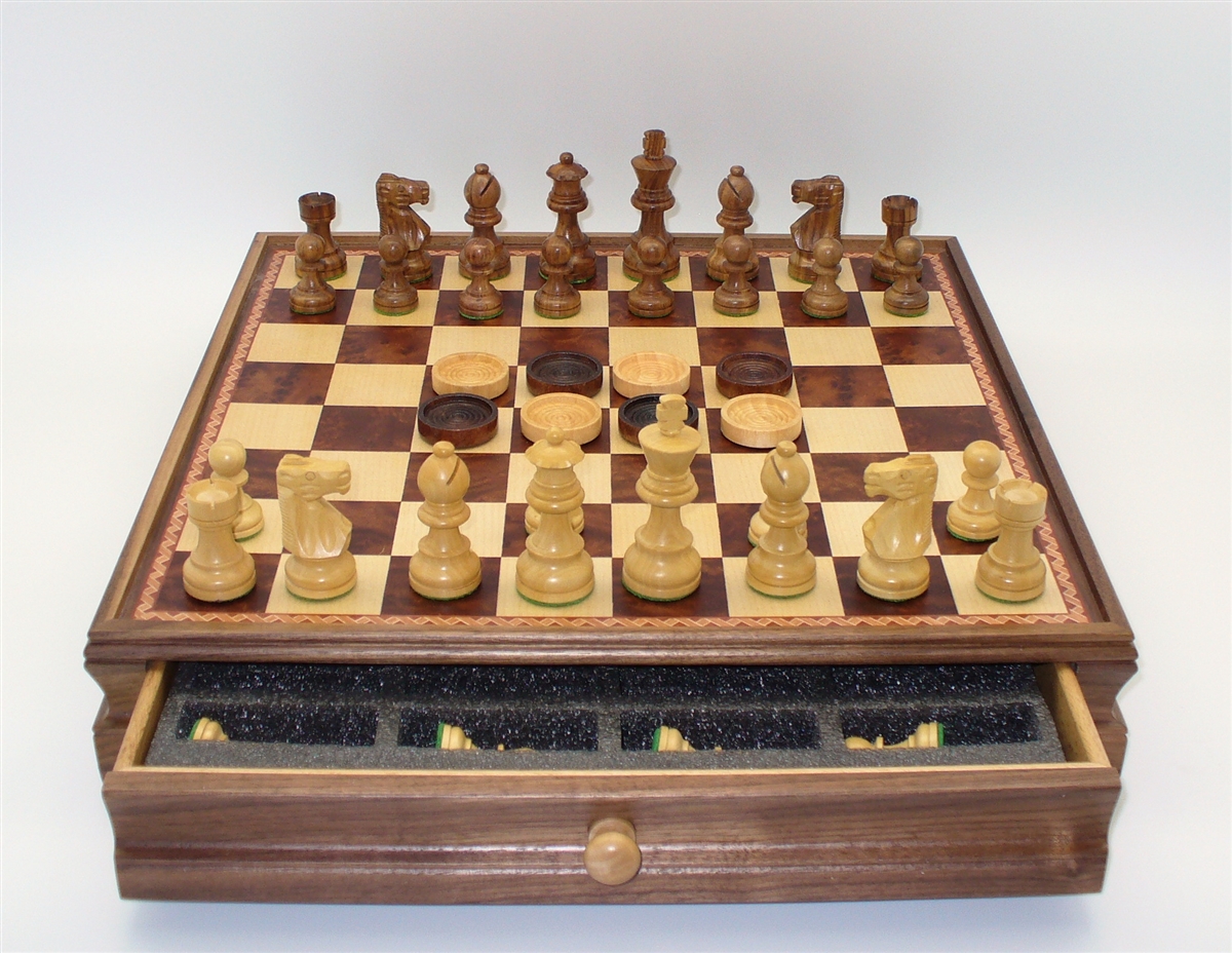 30sf-wm-35 3 In. Sheesham & Boxwood Chessmen, Weighted & Felted On 15 In. Walnut Maple Chest With Drawer