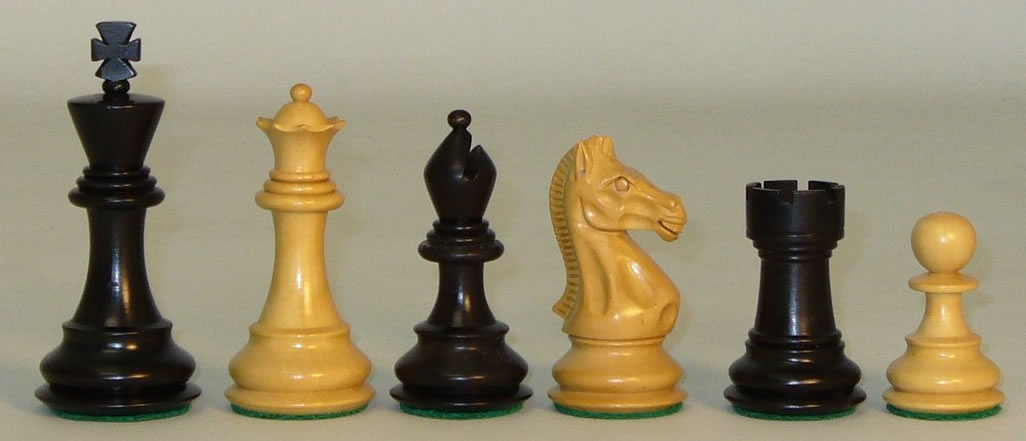 1013b375 Black & Natural Boxwood Pro Double Weighted Chessmen