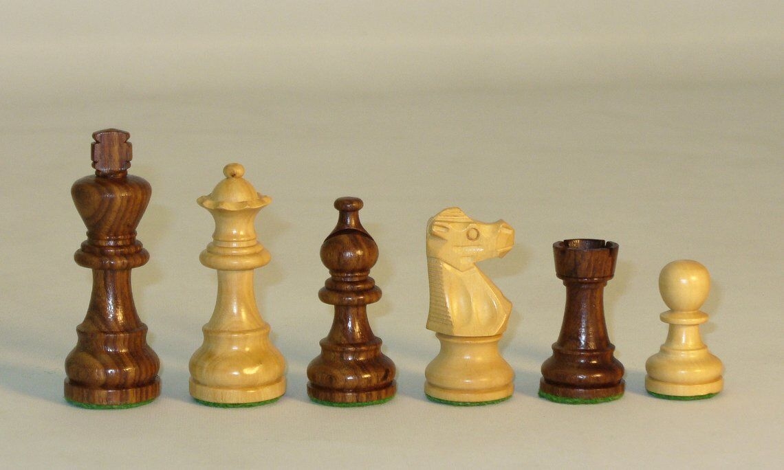 37sf-1001sf375 Sheesham & Boxwood French Knight Chess Piece