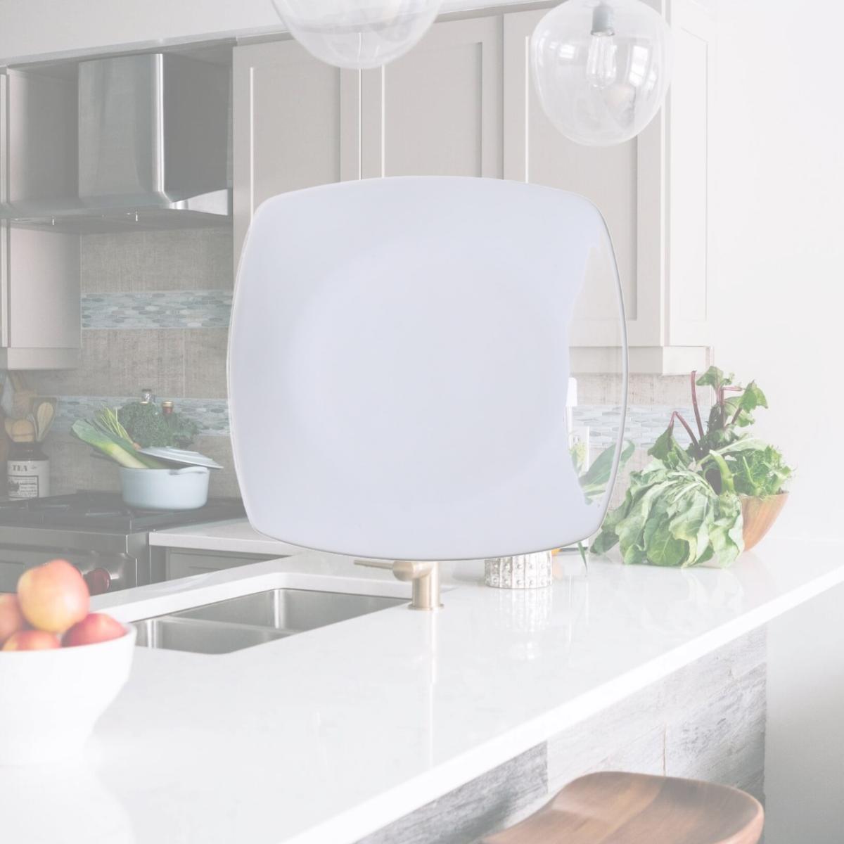 Picture of Yanco ML-2107 6.75 x 0.5 in. Mainland Porcelain Square Plate with Rounded Corner, Super White - Pack of 36