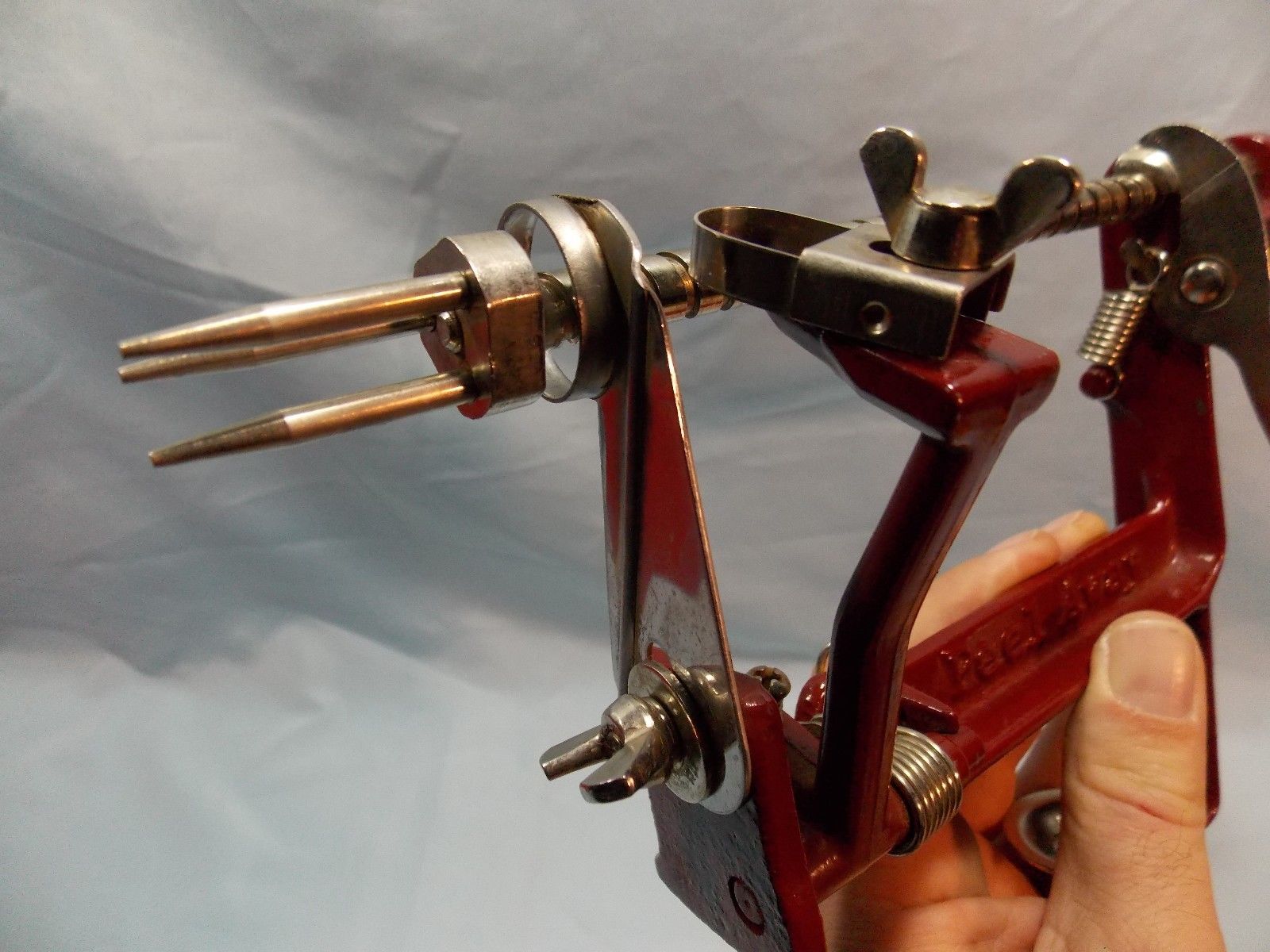 Picture of Back To Basics A501 Peel Away Apple Peeler (Casr Iron Clamp Base)