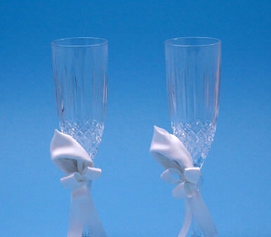 Beverly Clark 95L Calla Lily Flutes  White